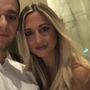 Meet your Posher, Eva